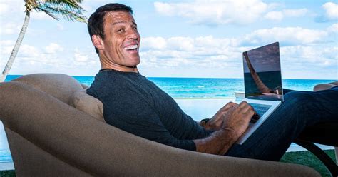 tony robbins net worth